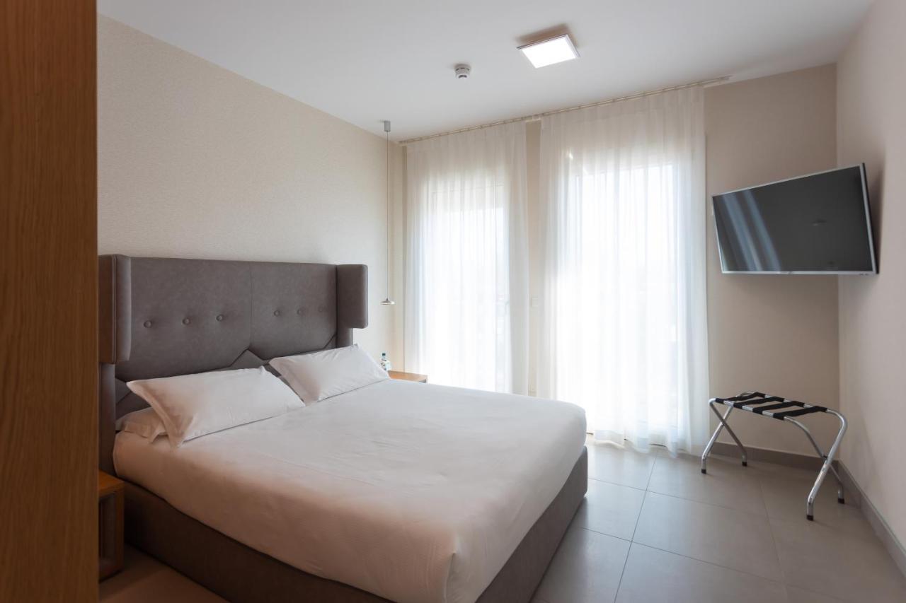 Mosella Suite Hotel Sottomarina Exteriör bild