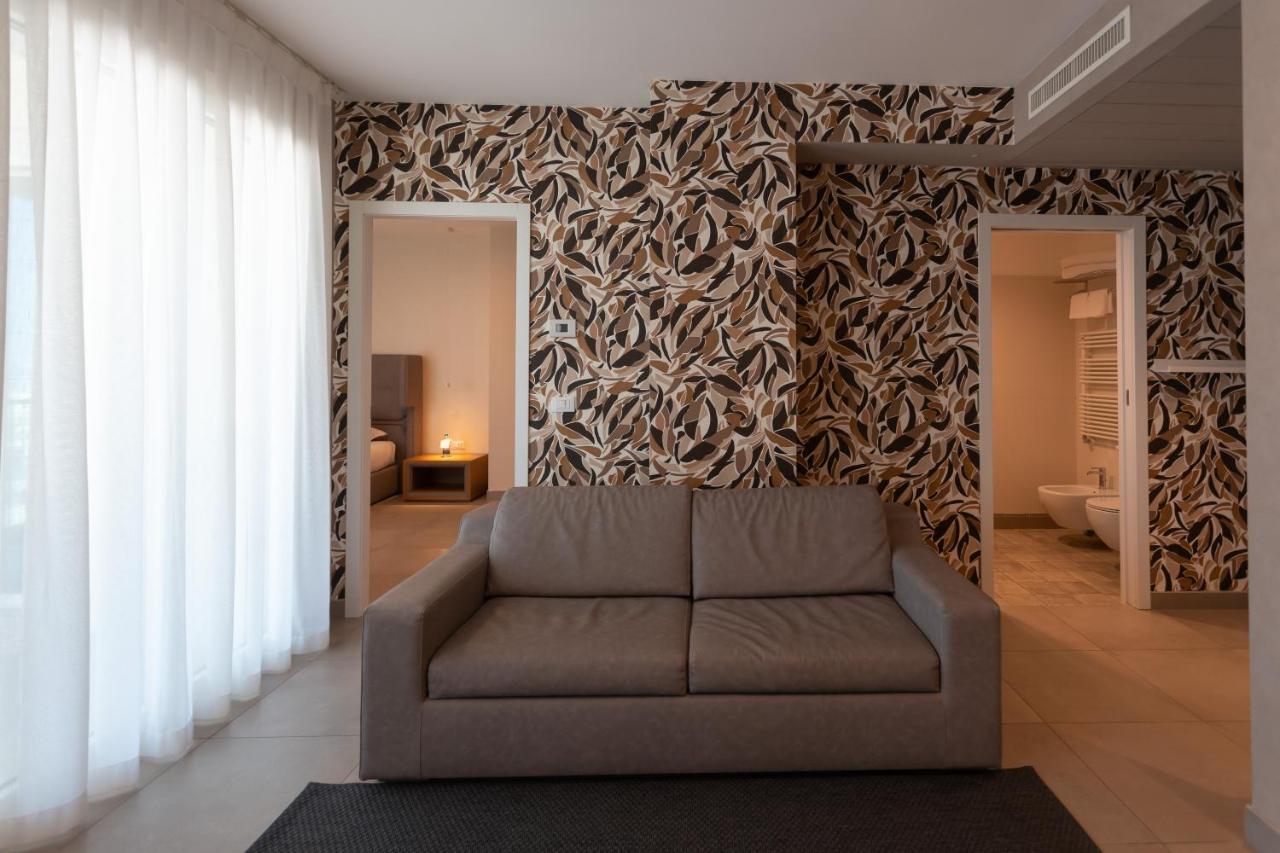 Mosella Suite Hotel Sottomarina Exteriör bild