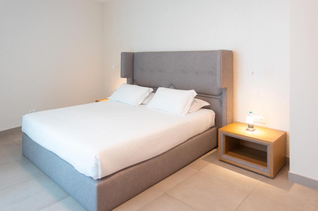 Mosella Suite Hotel Sottomarina Exteriör bild