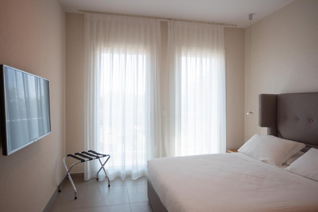 Mosella Suite Hotel Sottomarina Exteriör bild