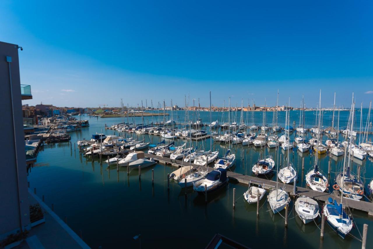 Mosella Suite Hotel Sottomarina Exteriör bild