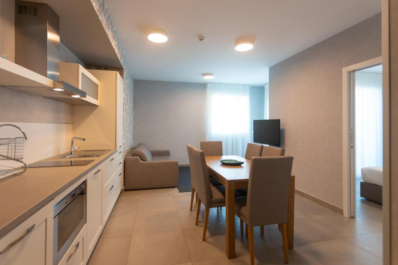 Mosella Suite Hotel Sottomarina Exteriör bild