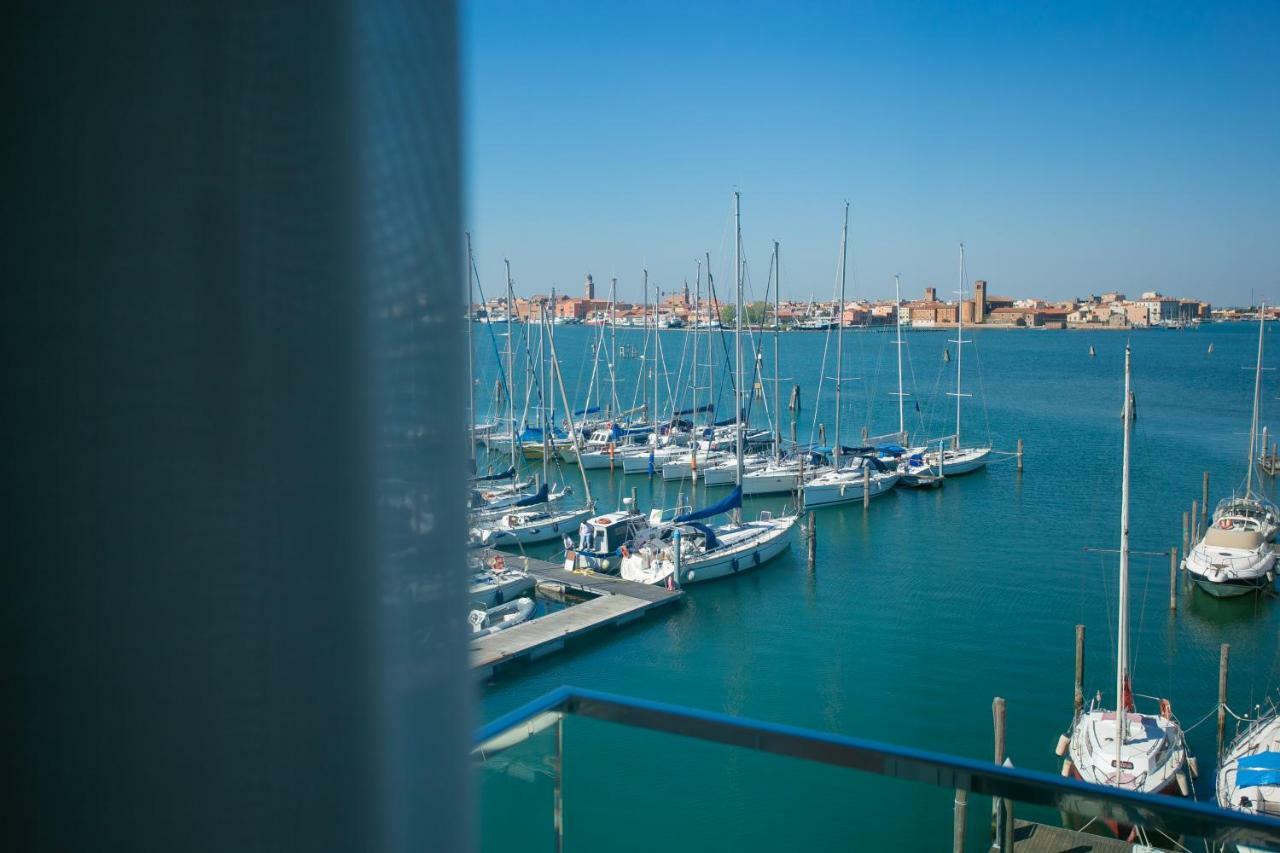 Mosella Suite Hotel Sottomarina Exteriör bild
